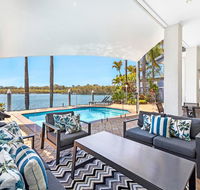 Castaway at the Greens - Tourism Search