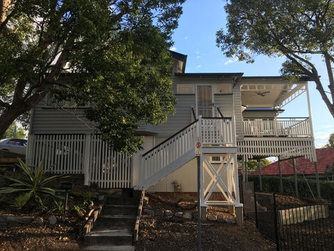 Central Cottage - Tourism Search 2