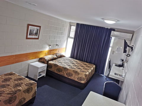 Central Motel Ipswich - Tourism Search 3