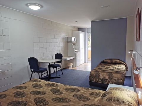 Central Motel Ipswich - Tourism Search 1