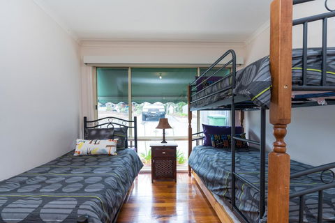 Chalet Of Rye - Tourism Search 3