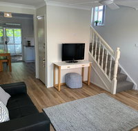 Chilli Reef at Fingal Bay - Tourism Search