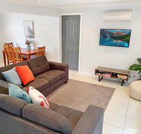 City Center - Modern 2-Bedroom Apartment - Tourism Search