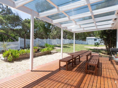 Classic Beach House In Rye - Tourism Search 3