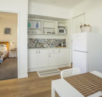 Clyde Studio 53 Mollymook - Tourism Search