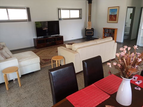 Coast & Country - Tourism Search 2