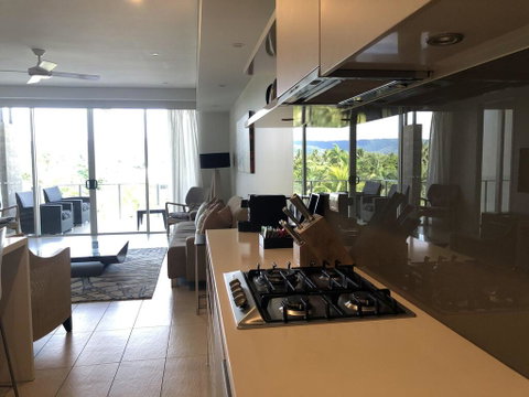 Coconut Grove 402 - Tourism Search 3