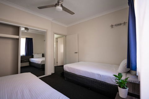 Comfort Inn And Suites Robertson Gardens - Tourism Search 2