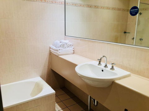 Comfort Inn Bushman's - Tourism Search 1
