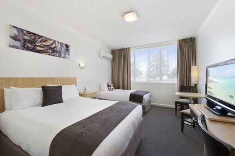 Comfort Inn Capital Horsham - Tourism Search 0