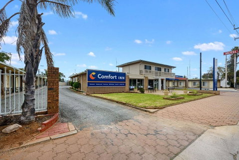 Comfort Inn Flinders On Main - Tourism Search 0