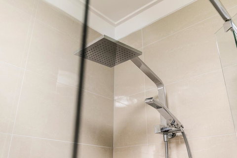 Cool Quiet Modern Secure Walking Distance To Perth And Landmarks - Tourism Search 2