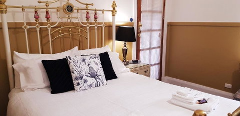 Coppers Hill Private Accommodation - Tourism Search 0
