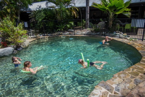 Coral Beach Lodge - Tourism Search 1