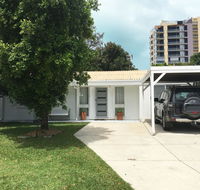 Coral Cottage - 93 Taylor Ave Golden Beach - Tourism Search