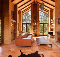 Corymbia Cottage - unique quirky private a guest favourite - Tourism Search