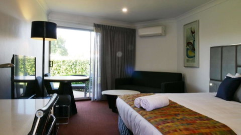 Country Capital Motel - Tourism Search 2