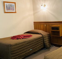County Lodge Motor Inn - Tourism Search