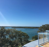 Crystal Waters Picnic Point - Tourism Search