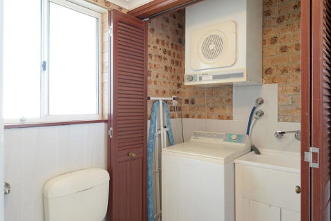 Crystal Waters Unit 2 - Tourism Search 2