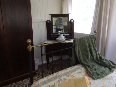 CupnSaucer Cottage - Tourism Search 3