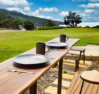 Dolphin Studio Apartment 1a Ocean Street - Tourism Search