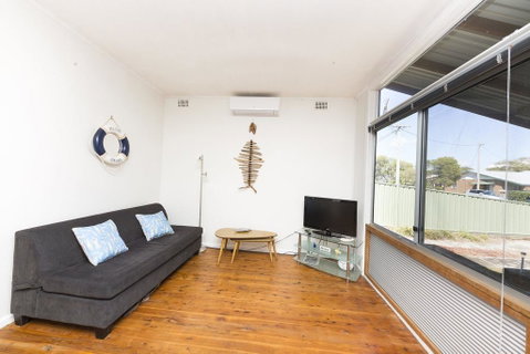 DOUGLAS COTTAGE FORSTER - Tourism Search 2