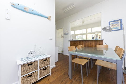 DOUGLAS COTTAGE FORSTER - Tourism Search 3