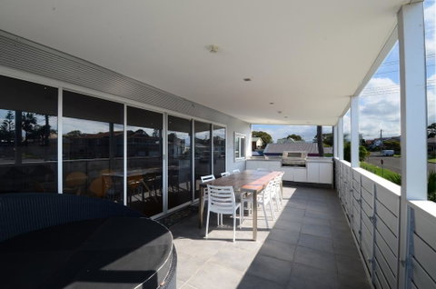 Dream Catcher Beach House - Shellharbour - Tourism Search 1