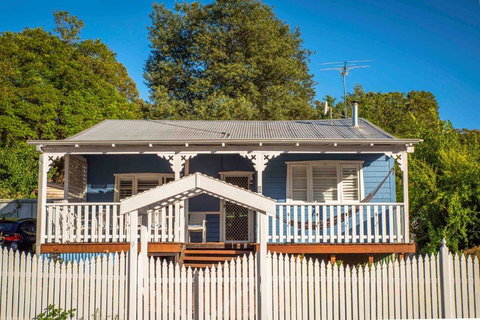 Dwellingup Retreat - Tourism Search 0