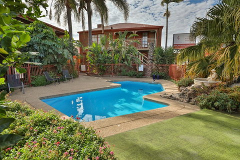 Early Australian Motor Inn - Tourism Search 3