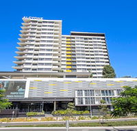 Elite elegance 2BRHamilton APT with Parking - Tourism Search
