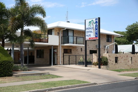 Emerald Central Palms Motel - Tourism Search 0