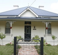 Encore's Delkeith Cottage - Tourism Search
