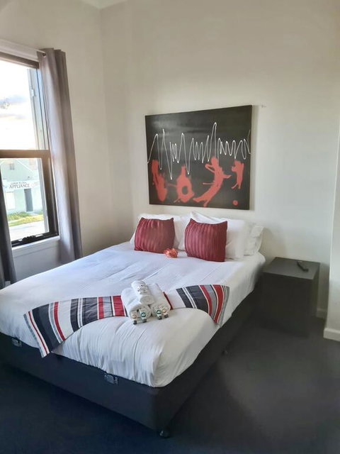 Exchange Hotel Goulburn - Tourism Search 3