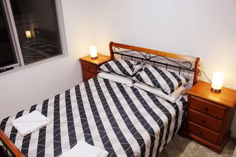Executively Styled 2 Bed, 2 Bath, Perfect Location - Tourism Search 2