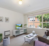 Family-friendly apartment in green Glen Iris - Tourism Search