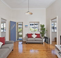 Fingal Beach Shack  Fingal Bay - Tourism Search