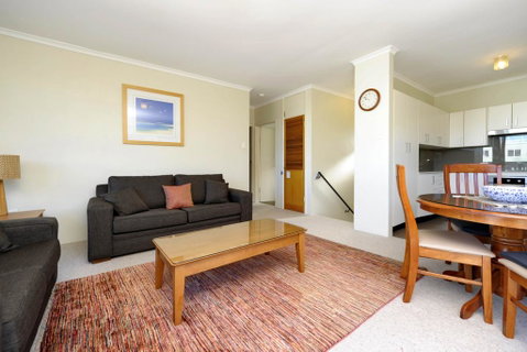 Fingal Court Unit 3 - Fingal Bay - Tourism Search 1