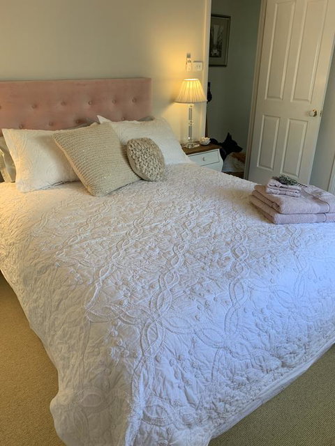 Flowerdale White House - Tourism Search 1