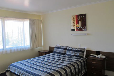 Fox Glenn Motor Inn - Tourism Search 0