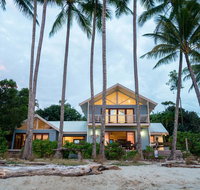Frangipani Beach House - Newell Beach