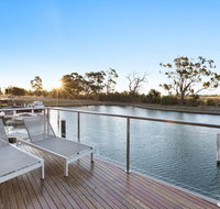 Gippsland Lakehouse A - Canal frontage - Tourism Search