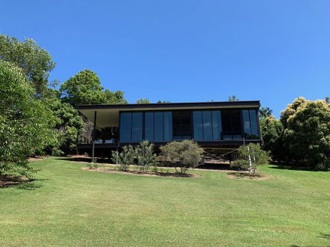 Glass On Glasshouse - Tourism Search 3