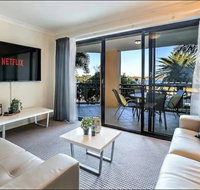 Gold Coast Apartment At Sandcastles On Broadwater - Tourism Search