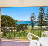 Golden Shores U8 21 Landsborough Parade - Tourism Search