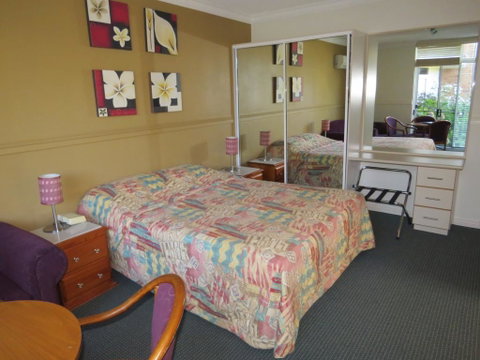 Golfview Lodge - Tourism Search 3