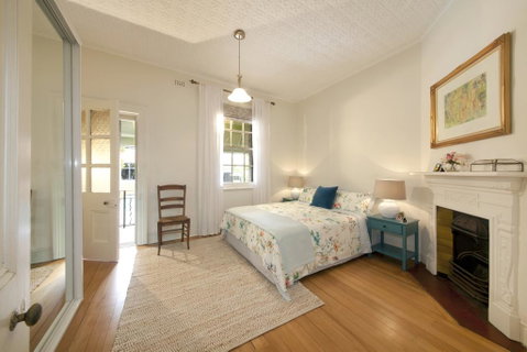 Grand Historical Terrace At The Rocks - Tourism Search 0