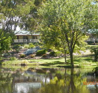 Granite Gardens Cottages  Lake Retreat - Tourism Search