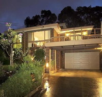 Great Views/Location 5 bedrooms in Glen Waverley - Tourism Search